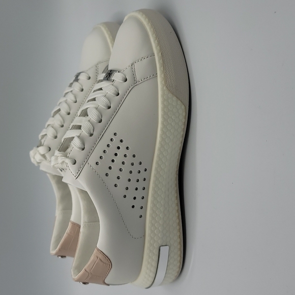 Michael Kors Codie lace up sneakers womens size 7.5 - Picture 3 of 9